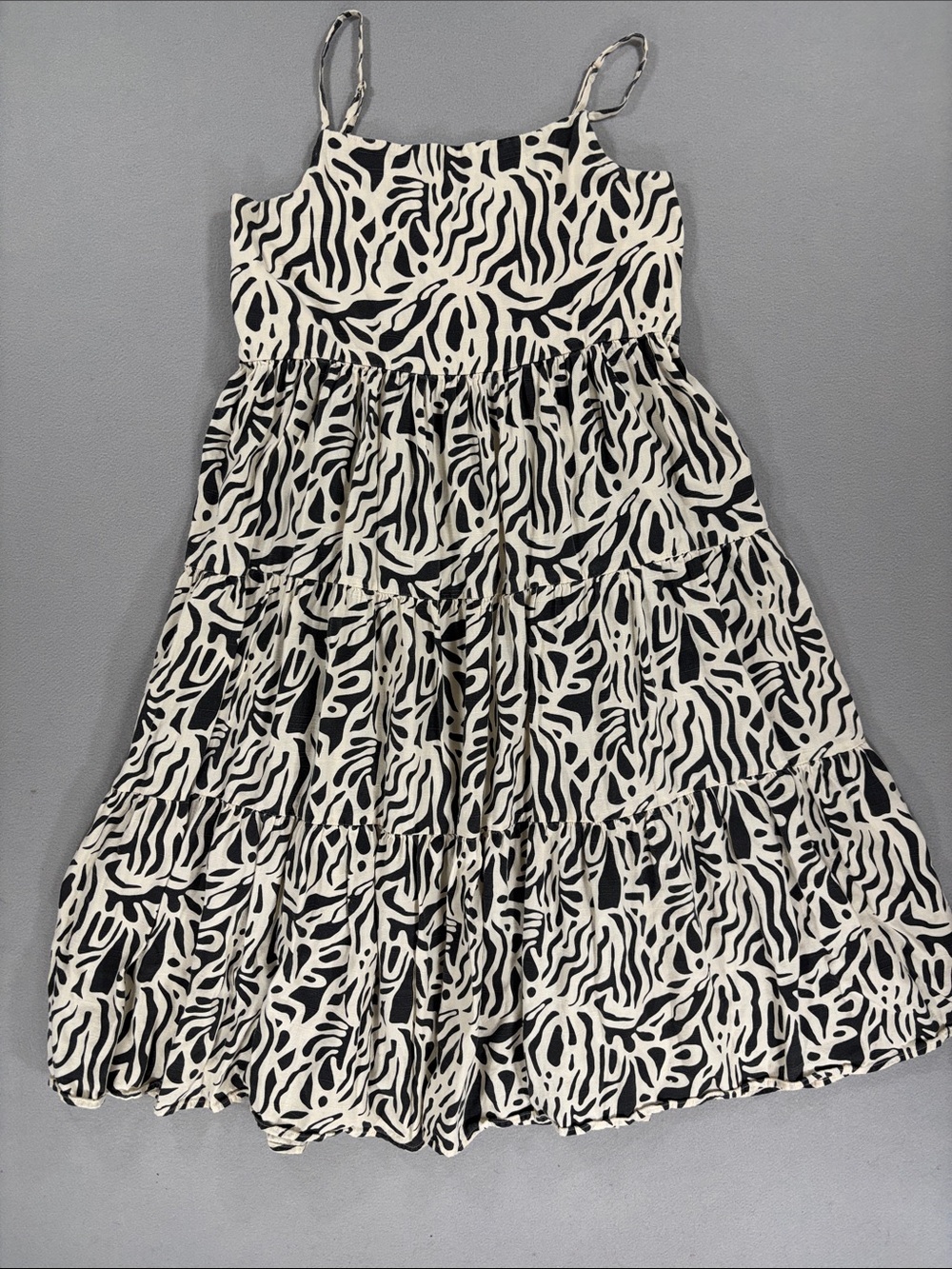 Billabong cotton/linen midi dress M cream/ gray. - Picture 2 of 10